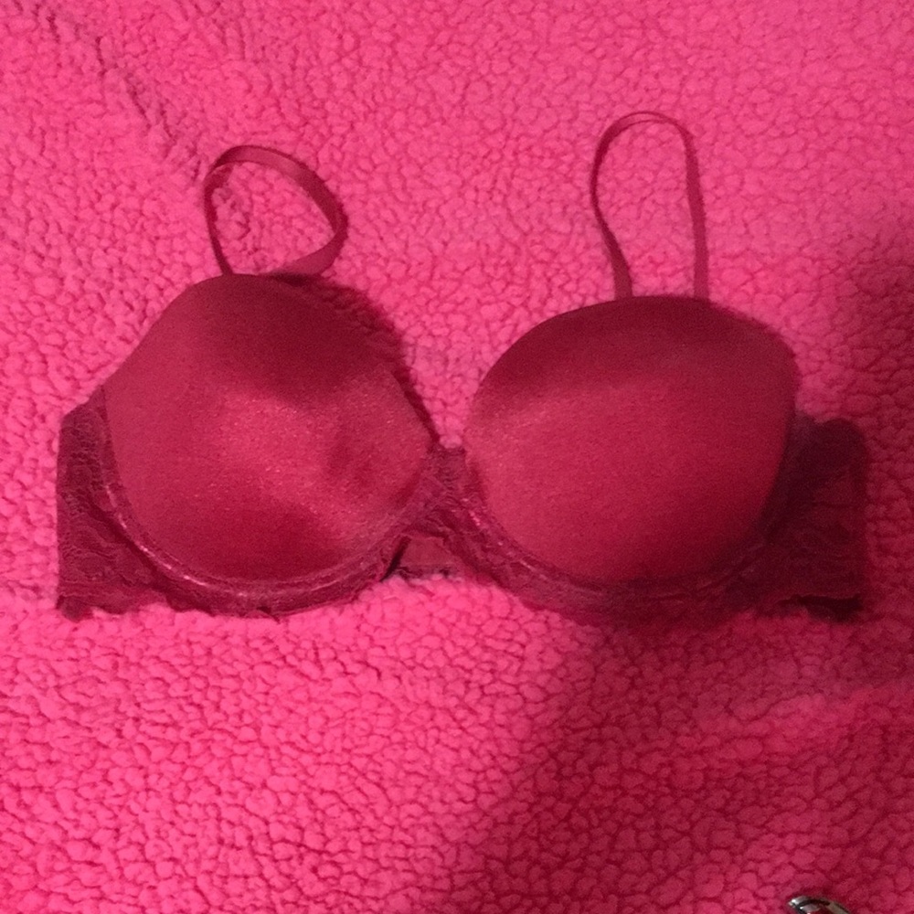 Elegant Red Lace Bra